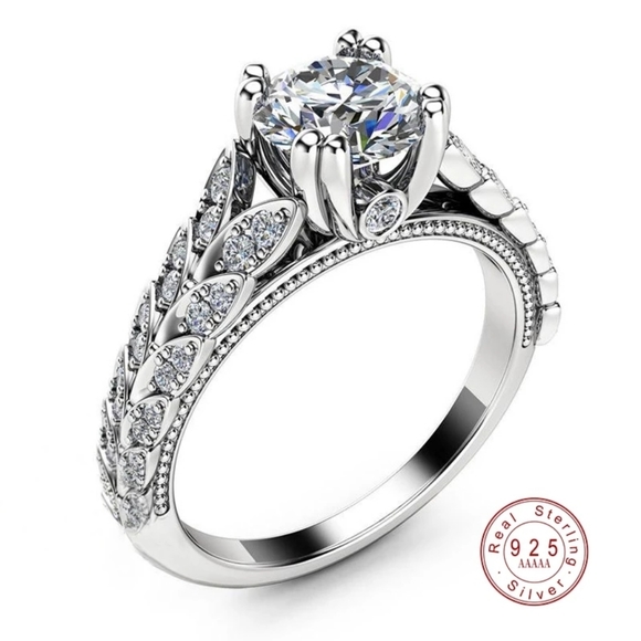Ladies Engagement Ring 925 Sterling Silver. - Picture 1 of 3